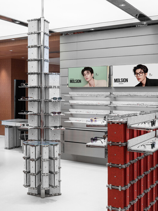 MOLSION Concept Store / Some Thoughts - Interior Photography