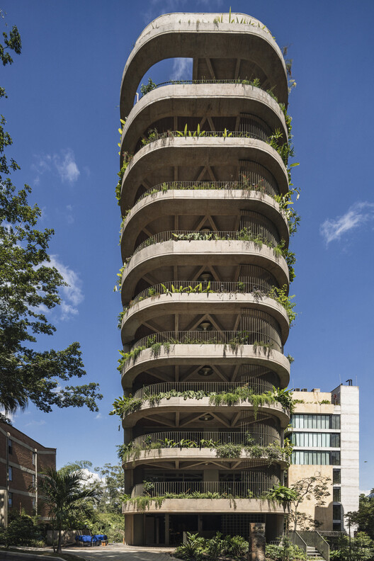 23 Living / Plan:b arquitectos - Exterior Photography