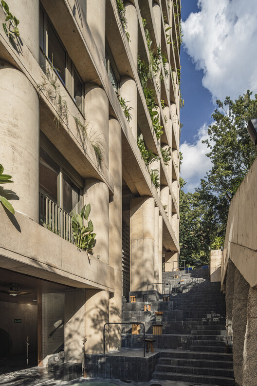 23 Living / Plan:b arquitectos 23 Living / Plan:b arquitectos - Image 8 of 42