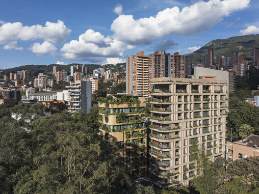 23 Living / Plan:b arquitectos 23 Living / Plan:b arquitectos - Exterior Photography, Balcony