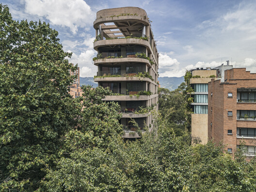 23 Living / Plan:b arquitectos 23 Living / Plan:b arquitectos - Exterior Photography, Balcony