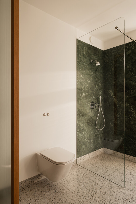 Modernist Harmony in a Historic Villa / LBWA Modernist Harmony in a Historic Villa / LBWA - Interior Photography, Bathroom, Toilet