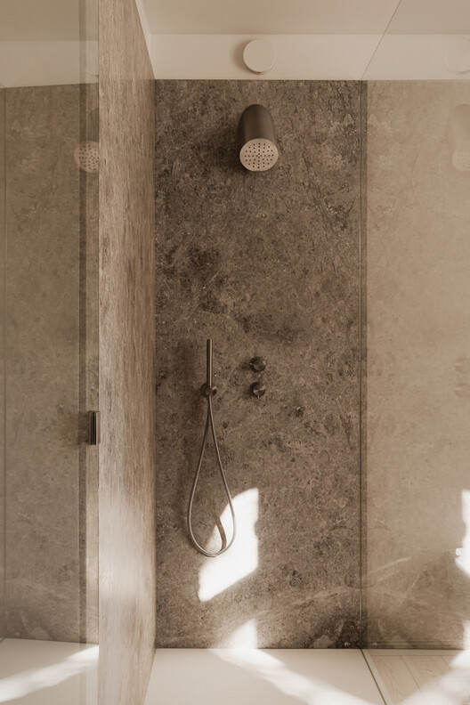 Modernist Harmony in a Historic Villa / LBWA Modernist Harmony in a Historic Villa / LBWA - Image 23 of 26