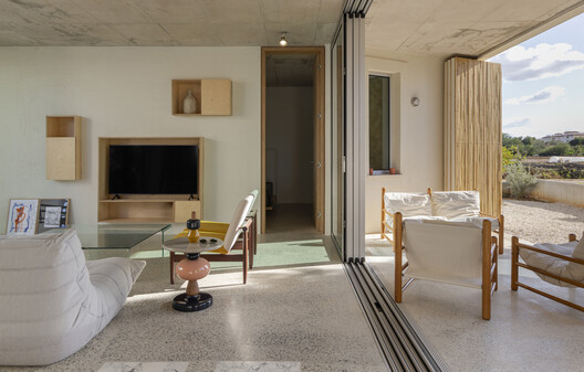 The Avlí Houses  / Ona i Ona Architecture and Design - Interior Photography, Wood, Chair