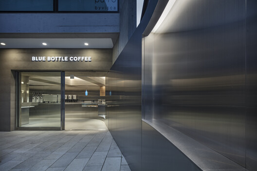 Blue Bottle Coffee Harajuku Cafe / TEKI Design - Image 19 of 22