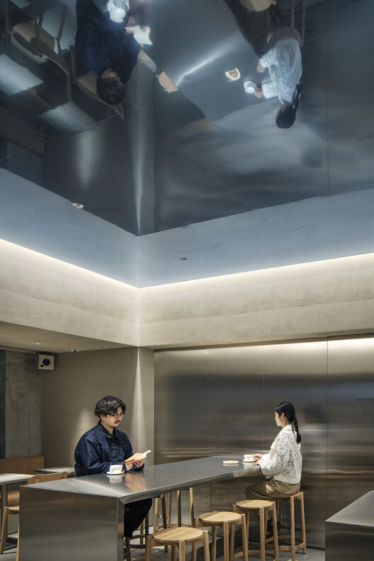Blue Bottle Coffee Harajuku Cafe / TEKI Design - Interior Photography