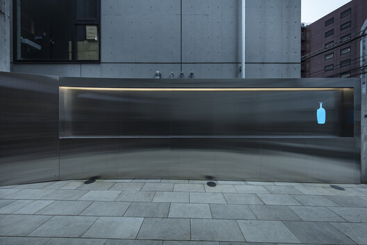 Blue Bottle Coffee Harajuku Cafe / TEKI Design - Interior Photography, Glass