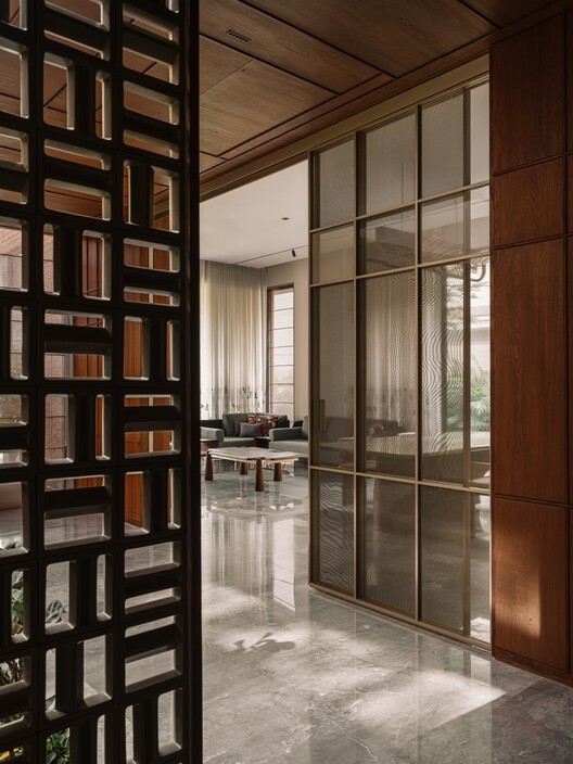 The House of Green Court / andblack design studio - Image 26 of 38