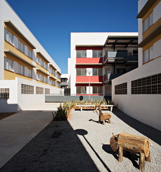 Responding to Displacement: Architectural Strategies Across Latin America - Image 15 of 21