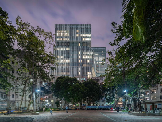 Luohu Library and Youth Activity Center  / Shenzhen Huahui Design + iDEA - Image 37 of 50