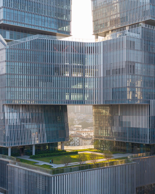 Luohu Library and Youth Activity Center  / Shenzhen Huahui Design + iDEA - Exterior Photography