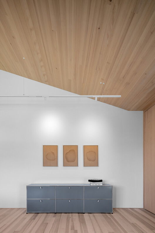 Vergalderie - Alpine Guesthouse and Gallery / Christian Tonko - Interior Photography, Kitchen, Wood
