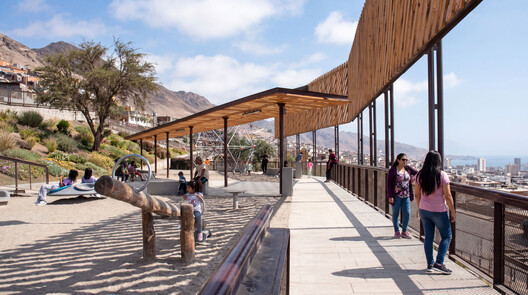 René Schneider Park / CAW Arquitectos