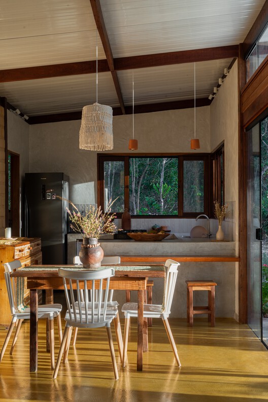 Mel House / Francisco Lang Arquitetura Mel House / Francisco Lang Arquitetura - Interior Photography, Wood, Table, Chair, Lighting, Glass
