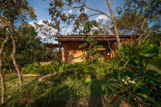 Mel House / Francisco Lang Arquitetura Mel House / Francisco Lang Arquitetura - Exterior Photography, Garden