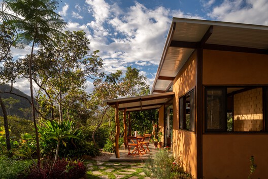 Mel House / Francisco Lang Arquitetura Mel House / Francisco Lang Arquitetura - Exterior Photography, Garden