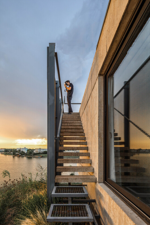 Lomadas House / Grizzo Studio Lomadas House / Grizzo Studio - Exterior Photography, Handrail