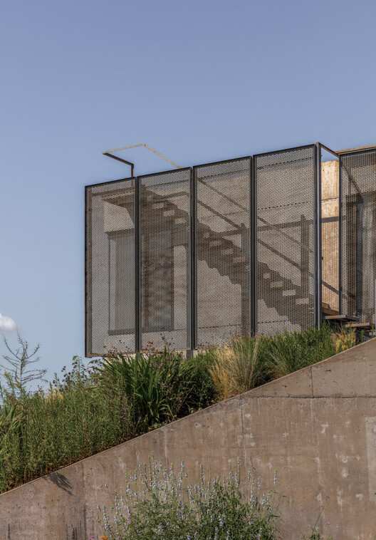 Lomadas House / Grizzo Studio Lomadas House / Grizzo Studio - Exterior Photography