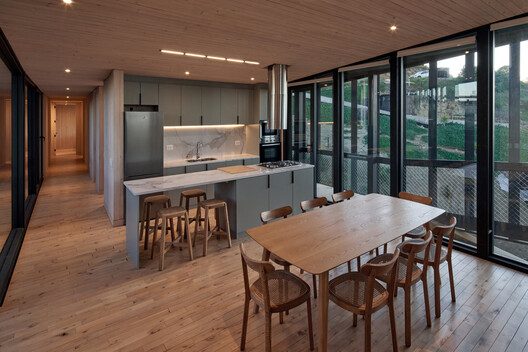 La Negrilla House / Croxatto y Opazo Arquitectos - Interior Photography, Wood, Chair, Countertop