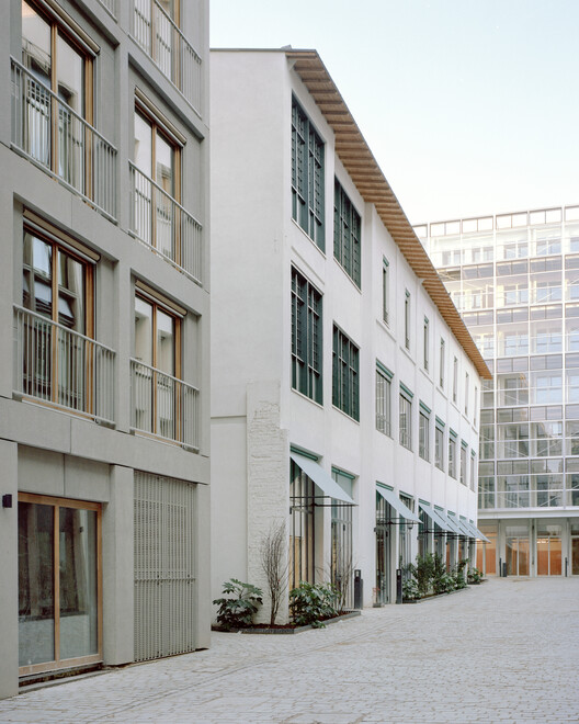 206 La Fayette - Transformation of a Parisian Block / DATA architectes + THINK TANK architecture - Exterior Photography, Windows, Facade, Concrete