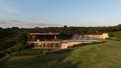 Flow House / Felipe Caboclo Arquitetura