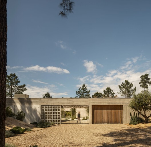 Muda L11 House / Pereira Miguel Arquitectos - Image 6 of 24