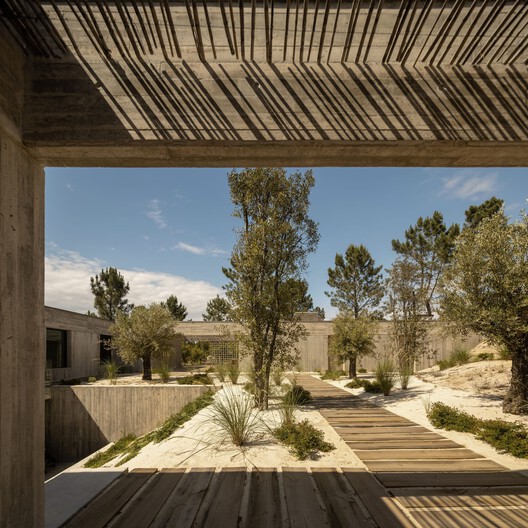 Muda L11 House / Pereira Miguel Arquitectos - Image 11 of 24