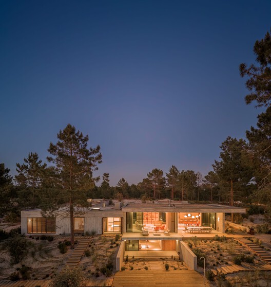 Muda L11 House / Pereira Miguel Arquitectos - Image 19 of 24