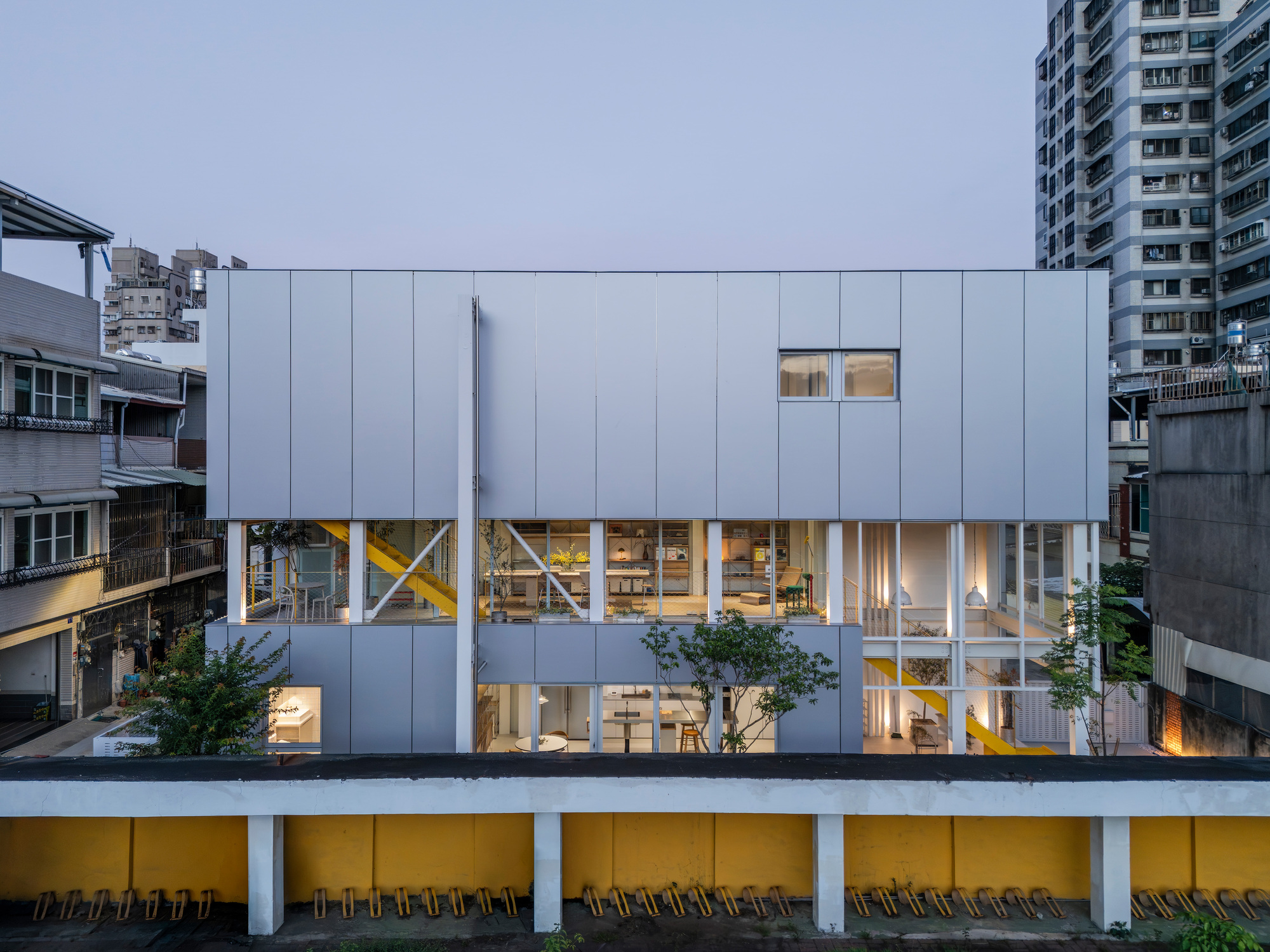 MOM House: Jak Architekti Vyzdobili Nejužší Kout Kaohsiung