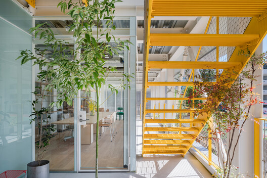 MOM House / Supra-Simplicities - Interior Photography, Glass