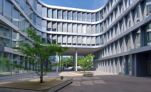 WPP Headquarters Mizal / Eller + Eller Architekten GmbH WPP Headquarters Mizal / Eller + Eller Architekten GmbH - Image 8 of 18