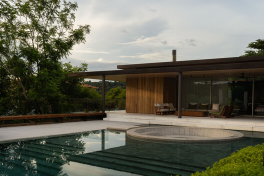 Tear House / Felipe Caboclo Arquitetura Tear House / Felipe Caboclo Arquitetura - Image 2 of 22