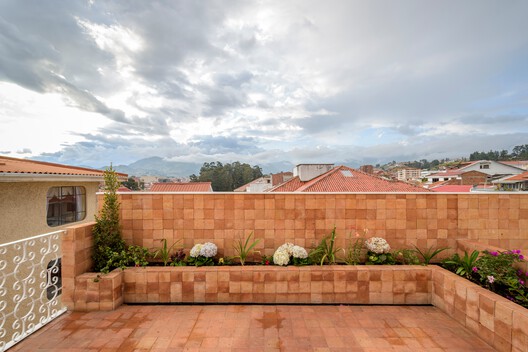 Sabina I House / Atempo Arquitectura - Exterior Photography, Brick, Balcony