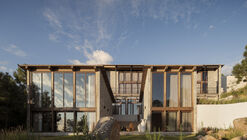 RB Tapalpa Cabin / ALMA de Arquitectos
