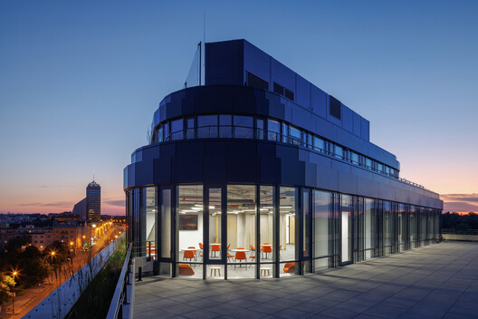 CNC & Active Offices / Studio Reaktor CNC & Active Offices / Studio Reaktor - Exterior Photography