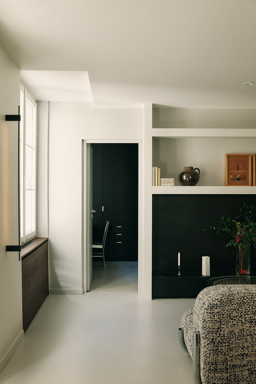 Enfants Rouges Apartment / Studio Carré - Interior Photography, Wood, Lighting, Door, Glass