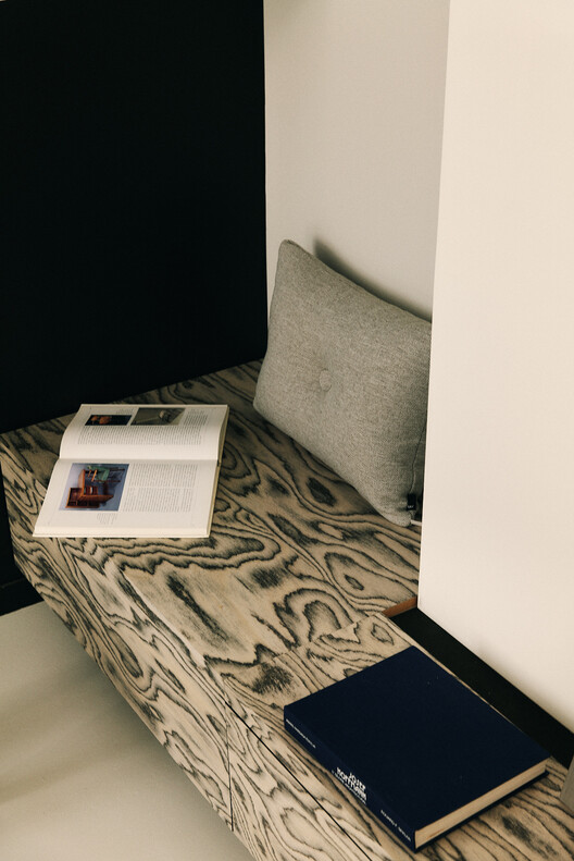 Enfants Rouges Apartment / Studio Carré - Interior Photography, Wood