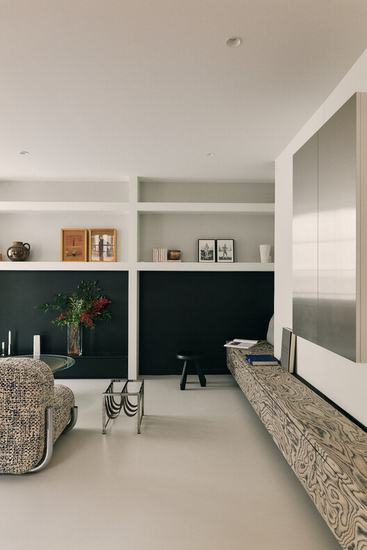 Enfants Rouges Apartment / Studio Carré - Interior Photography, Wood, Lighting