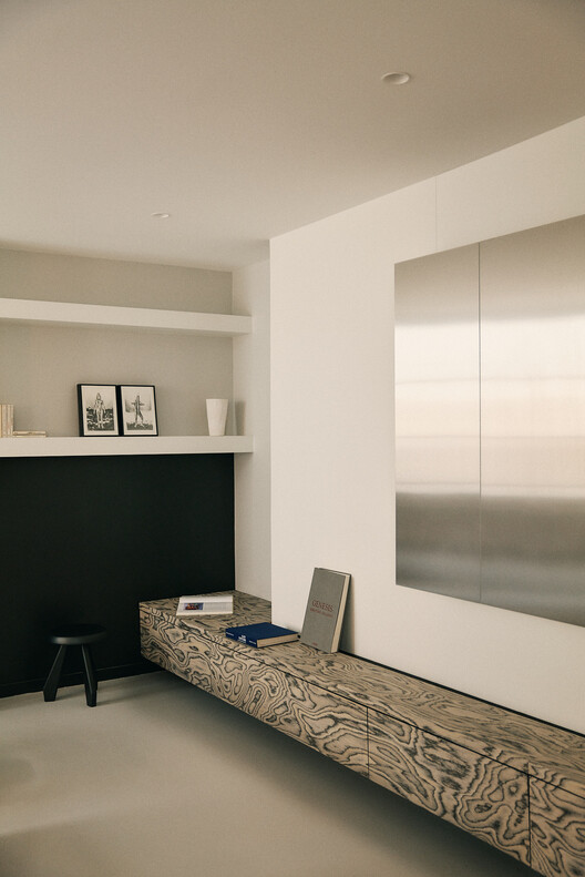 Enfants Rouges Apartment / Studio Carré - Image 5 of 35