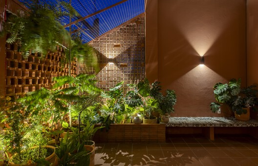 Vĩnh Long House / NAQ Architecture Vĩnh Long House / NAQ Architecture - Interior Photography, Garden, Courtyard