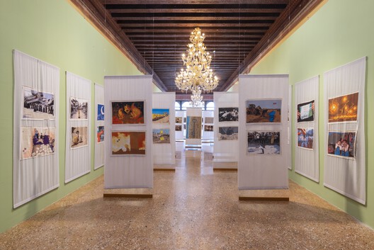 The ECC Awards Shortlist Explores Memory, Identity and Technology in Venice - Image 8 of 52