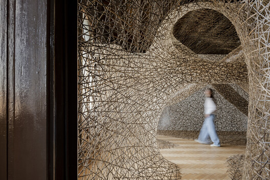 The ECC Awards Shortlist Explores Memory, Identity and Technology in Venice - Image 5 of 52
