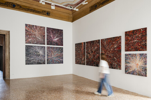 The ECC Awards Shortlist Explores Memory, Identity and Technology in Venice - Image 16 of 52