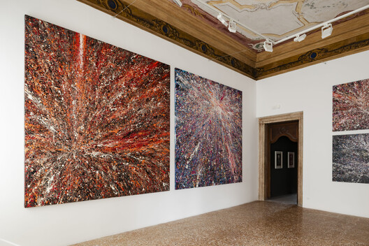 The ECC Awards Shortlist Explores Memory, Identity and Technology in Venice - Image 40 of 52