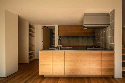 Tokyo Ballet House / Kenta SANO & Associates, Architects Tokyo Ballet House / Kenta SANO & Associates, Architects - Interior Photography, Kitchen, Wood, Countertop, Sink