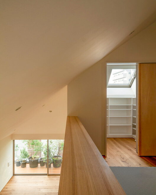 Tokyo Ballet House / Kenta SANO & Associates, Architects Tokyo Ballet House / Kenta SANO & Associates, Architects - Interior Photography, Wood