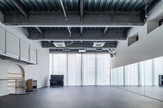 Tokyo Ballet House / Kenta SANO & Associates, Architects Tokyo Ballet House / Kenta SANO & Associates, Architects - Image 10 of 26