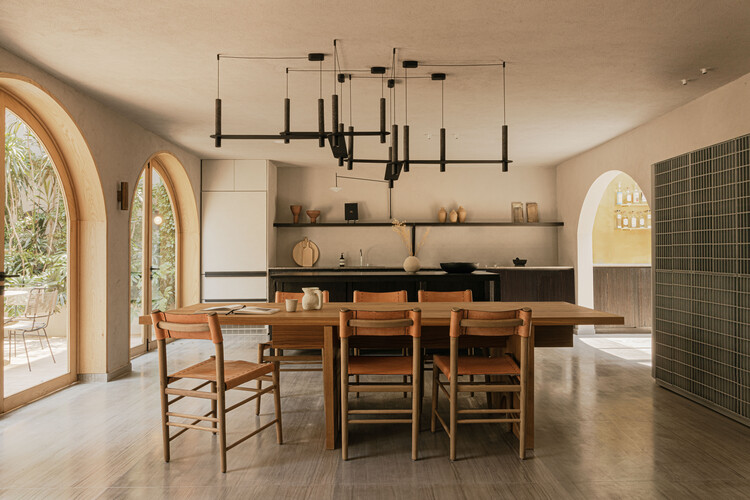 Casa Mezcal / Barde + vanVoltt - Interior Photography, House Interiors, Kitchen, Table, Lighting, Chair