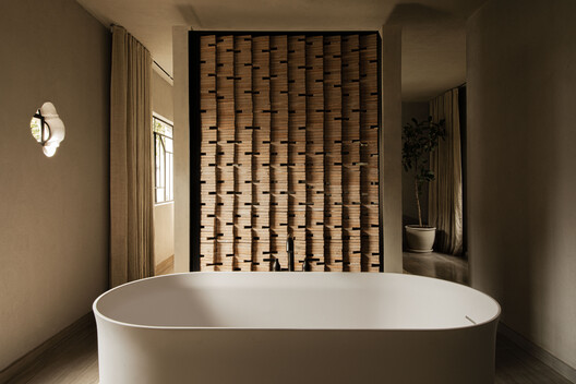 Casa Mezcal / Barde + vanVoltt - Interior Photography, Bathroom, Bathtub