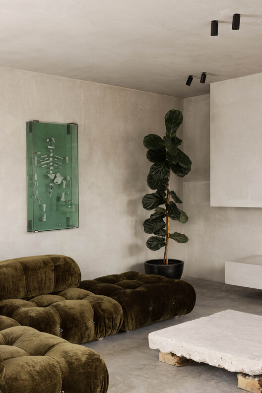 Brutalist Penthouse / Barde + vanVoltt Brutalist Penthouse / Barde + vanVoltt - Interior Photography, Living Room